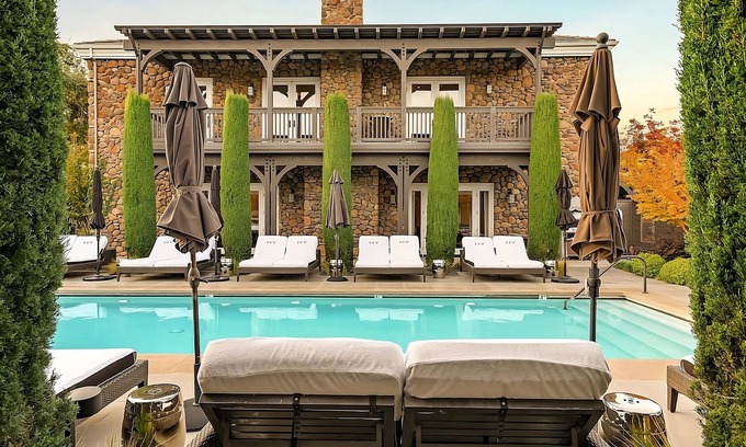 Yountville House | Explore Nearby Domaine Chandon Winery! Heated Outdoor Pool, Pets are Welcome