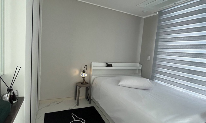 Sogong-dong Apartment | @ Explore Seoul on Foot - Just 3 Min from Namdaemun & City Hall!