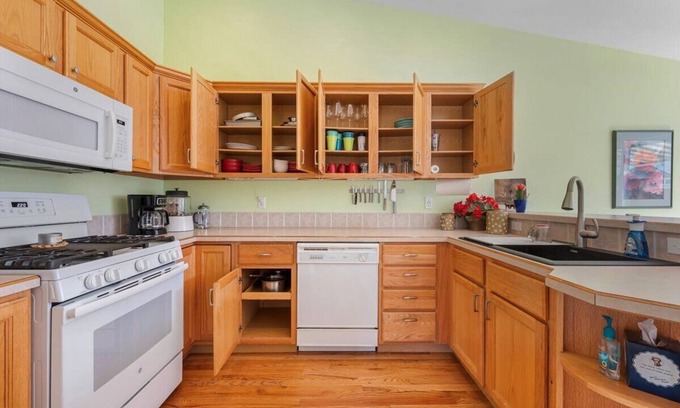 Collister House | Expo Idaho Retreat 2 Bed 2 bath with WIFI