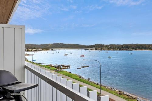 Batemans Bay Apartment | Exquisite 1-Bed Apartment with Bay Views