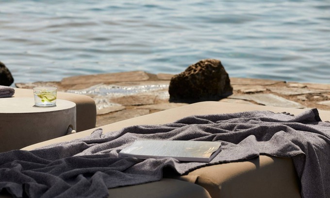 Agios Nikolaos Villa | Exquisite Crete Hotel | Modern Seaside Bungalow | 1 Bedroom | Prime Location by.