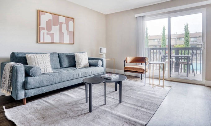 Foster City Apartment | Exquisite Foster City 1BR w/ Gym, Pool, W/D, near highways, by Blueground