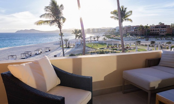 San Jose del Cabo Villa | Exquisite, Ocean front, Contemporary Retreat