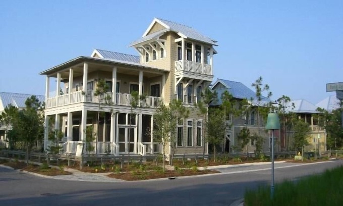 Watercolor Cottage | EXQUISITE WATERCOLOR CARRIAGE HOUSE! SLEEPS 2-4-COME TO THE BEACH & ENJOY 30A!