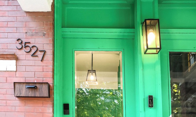 Tower Grove East House | Exqusite Emerald