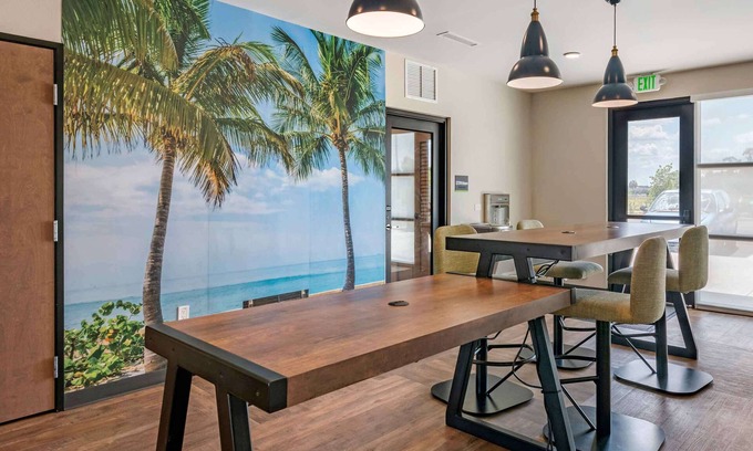 West Melbourne Hotel | Extended Stay America Premier Suites Melbourne Palm Bay