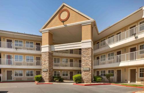 Riviera - Westchester Hotel | Extended Stay America Suites - Bakersfield - California Avenue