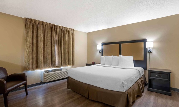 Springfield Hotel | Extended Stay America Select Suites Springfield South
