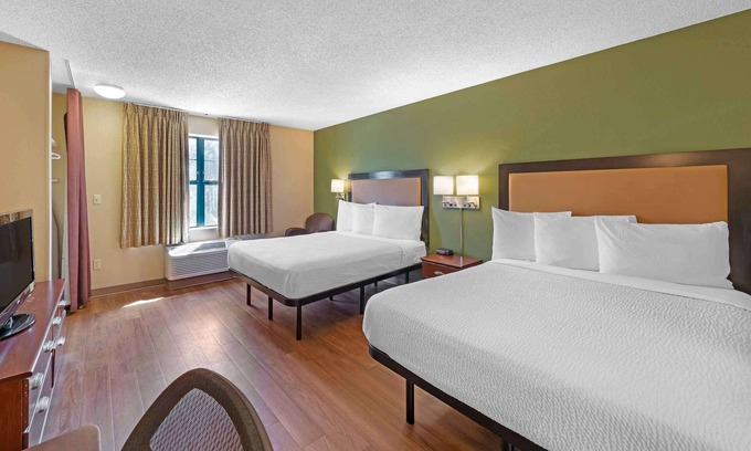 Potomac Falls Hotel | Extended Stay America Suites Washington DC Sterling
