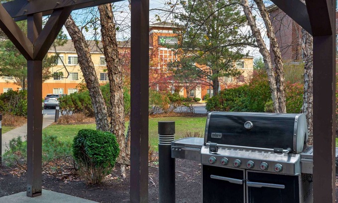 Waltham Hotel | Extended Stay America Suites Boston Waltham 32 4th Ave