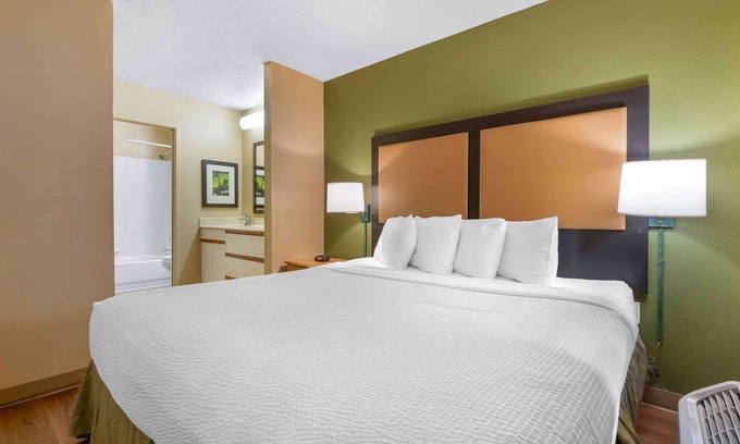 Southside Hotel | Extended Stay America Select Suites - Jacksonville - Baymeadows