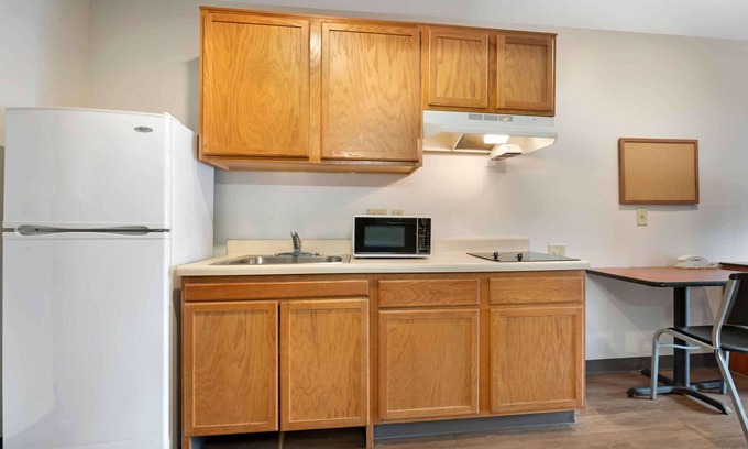 Sharonville Hotel | Extended Stay America Select Suites - Cincinnati - Sharonville