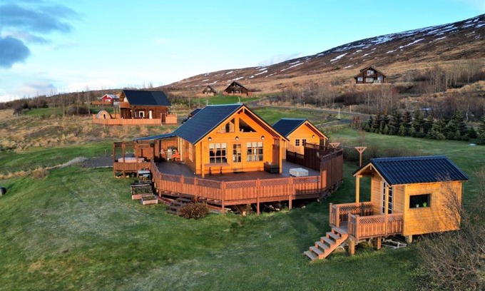 Akureyri House | Eys Cabin