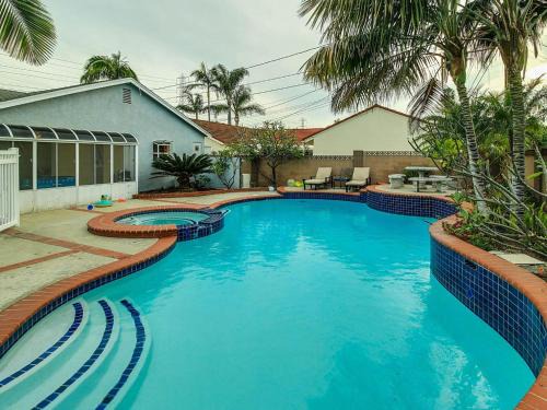 Hermosa Village House | F-34 Minnies House