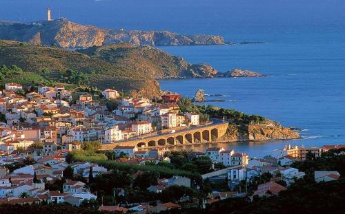 Banyuls-sur-Mer Apartment | F2 + GARAGE RESIDENCE FRONT DE MER