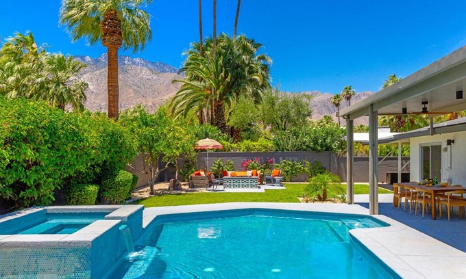 El Mirador Villa | Fab Four at El Mirador by ACME House Company