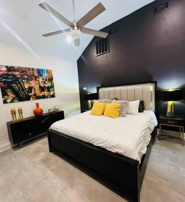 Navarre House | Fab lil home Central to all NOLA/near City Park