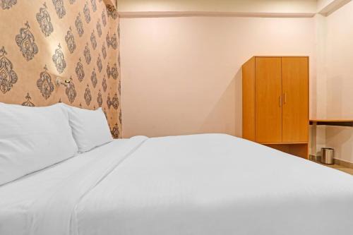 Lucknow Hotel | FabExpress Aditya Grand