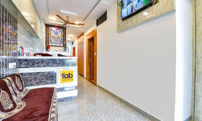 Ahmedabad Hotel | Fabexpress Lemon Inn