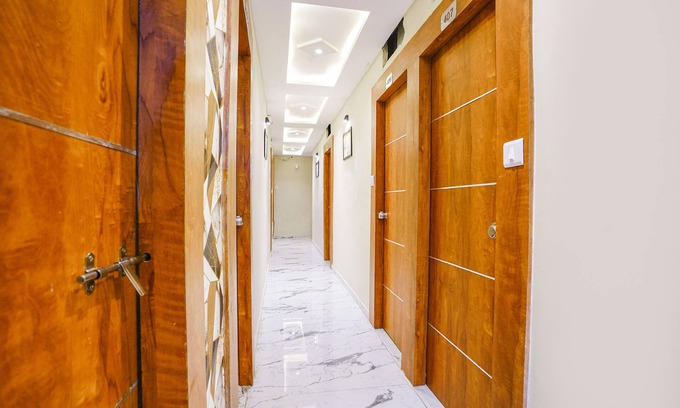Ahmedabad Hotel | Fabexpress New View