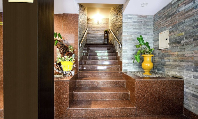 Banjara Hills Hotel | Fabhotel A&M