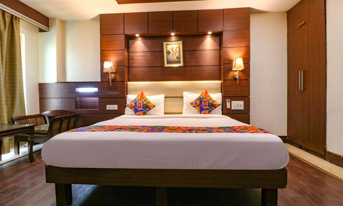 East of Kailash Hotel | Fabhotel Admire Suites