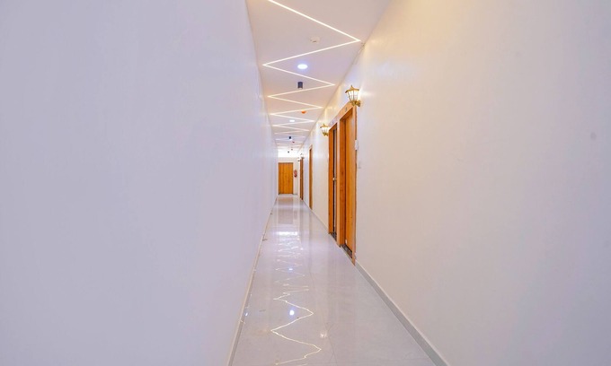 Ahmedabad Hotel | Fabhotel Airport View