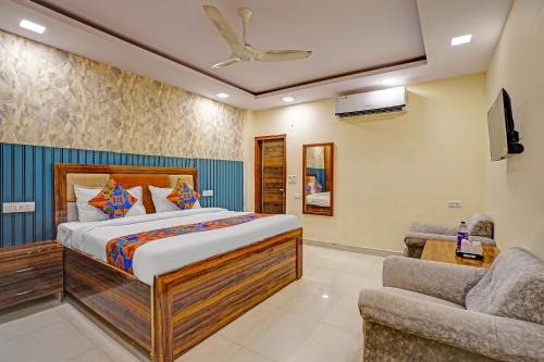 Vasundhara Hotel | FabHotel Angel Pink Residency