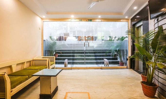 Sushant Lok Hotel | FabHotel Comfort Residency II