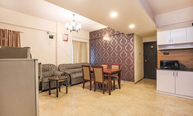 Pulikeshi Nagar Hotel | Fabhotel Frazer Suites