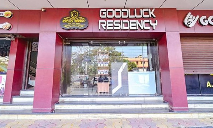 Hatigaon Hotel | Fabhotel Gns Suites