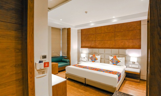 Chhatarpur Hotel | FabHotel Hexa Chhatarpur