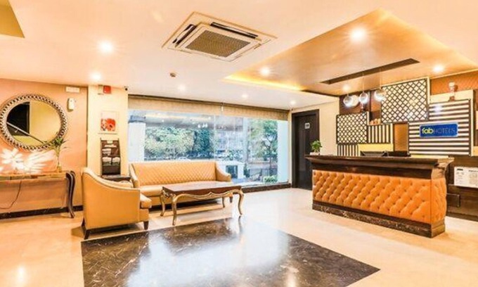 Lajpat Nagar III Hotel | FabHotel Hexa Lajpat Nagar
