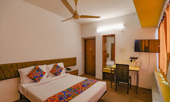 Gopalbari Hotel | Fabhotel Jaipur Emerald