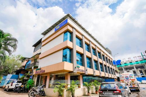 Kopar Khairane Hotel | FabHotel Konar Inn