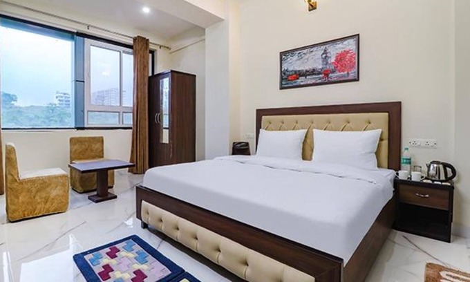Bullawala Hotel | Fabhotel Maira Heights