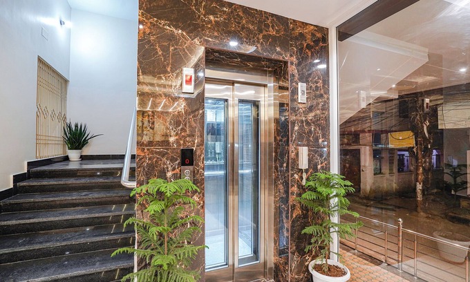 Kakarmatha Hotel | Fabhotel Nandini Grand