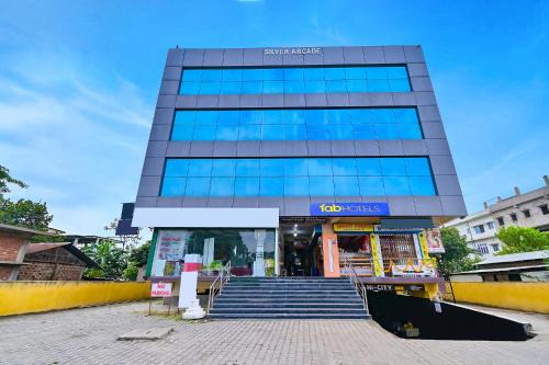 Sualkuchi Hotel | FabHotel Penthouse - A K Dev Road