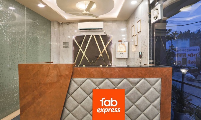 Sahibabad Hotel | FabHotel The Diamond