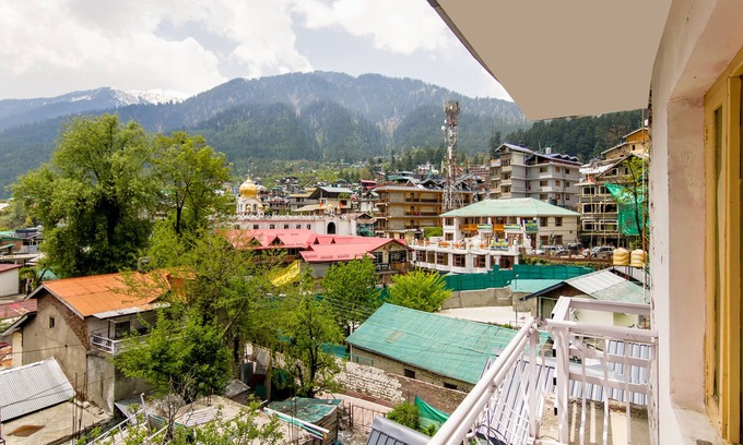 New Manali Hotel | Fabhotel The Moon