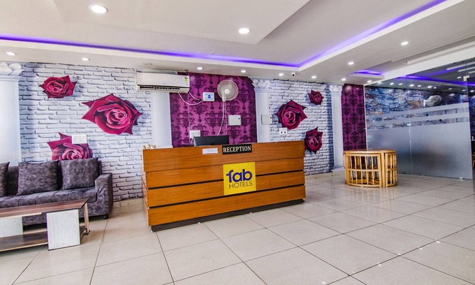 Shivalik Nagar Hotel | Fabhotel The Orient