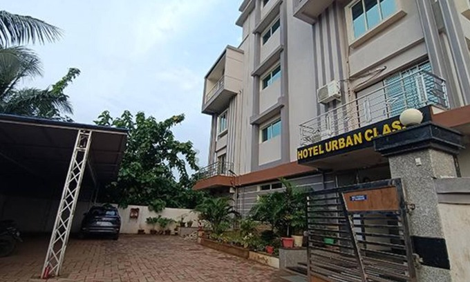 Bhubaneshwar Hotel | Fabhotel Urban Classy