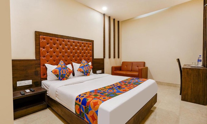 Bhandup West Hotel | FabHotel Vertigo Suites - Nr BKC