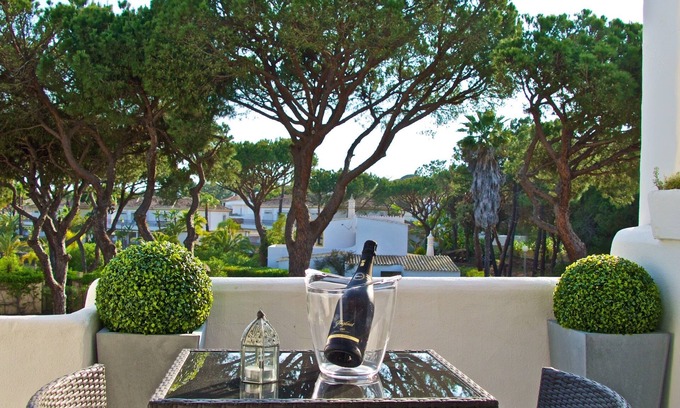 Vale do Garrao Villa | Fabulous 2 bedroom townhouse close to Quinta do Lago and Vale do Lobo