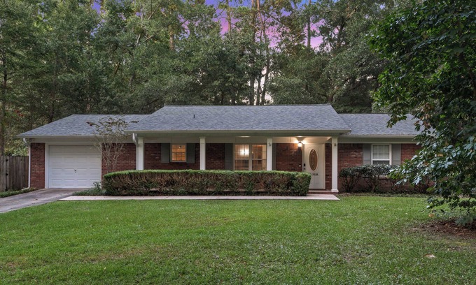 Killearn Lakes Cottage | Fabulous 4-bedroom home in quiet area in Tallahassee