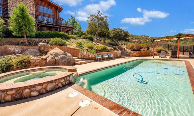 Alpine House | Fabulous Alpine Family Cabin w/Pool, Spa, Mountain & Valley Views!