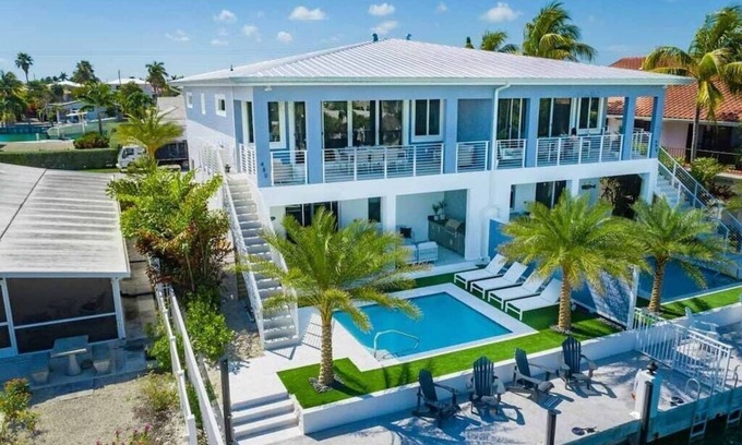 Key Colony Beach Villa | Fabulous Canal Front Villa, Private Pool in KCB!