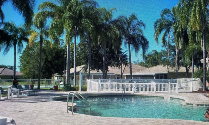 Haines City Condo | Fabulous modern 2-bedroom condo
