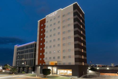 San Luis Potosi Hotel | Fairfield by Marriott Inn & Suites San Luis Potosi