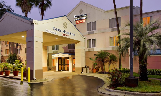 Tampa Hotel | Fairfield Inn and Suites by Marriott Tampa Brandon